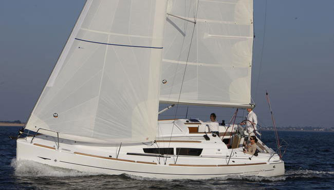 sunodyssey33i 2011 1