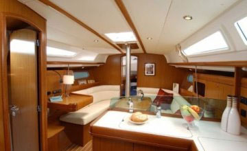 sunodyssey36i 2011 3